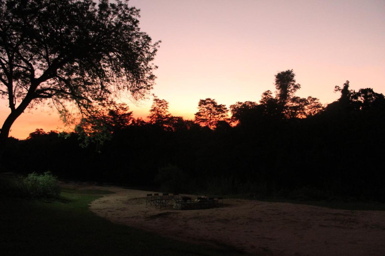 Lions Rock Rapids - Luxury Tented Camp Хейзивю Екстериор снимка