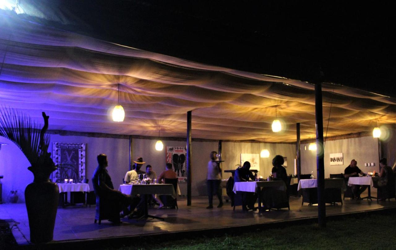 Lions Rock Rapids - Luxury Tented Camp Хейзивю Екстериор снимка