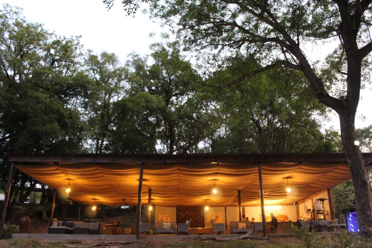 Lions Rock Rapids - Luxury Tented Camp Хейзивю Екстериор снимка