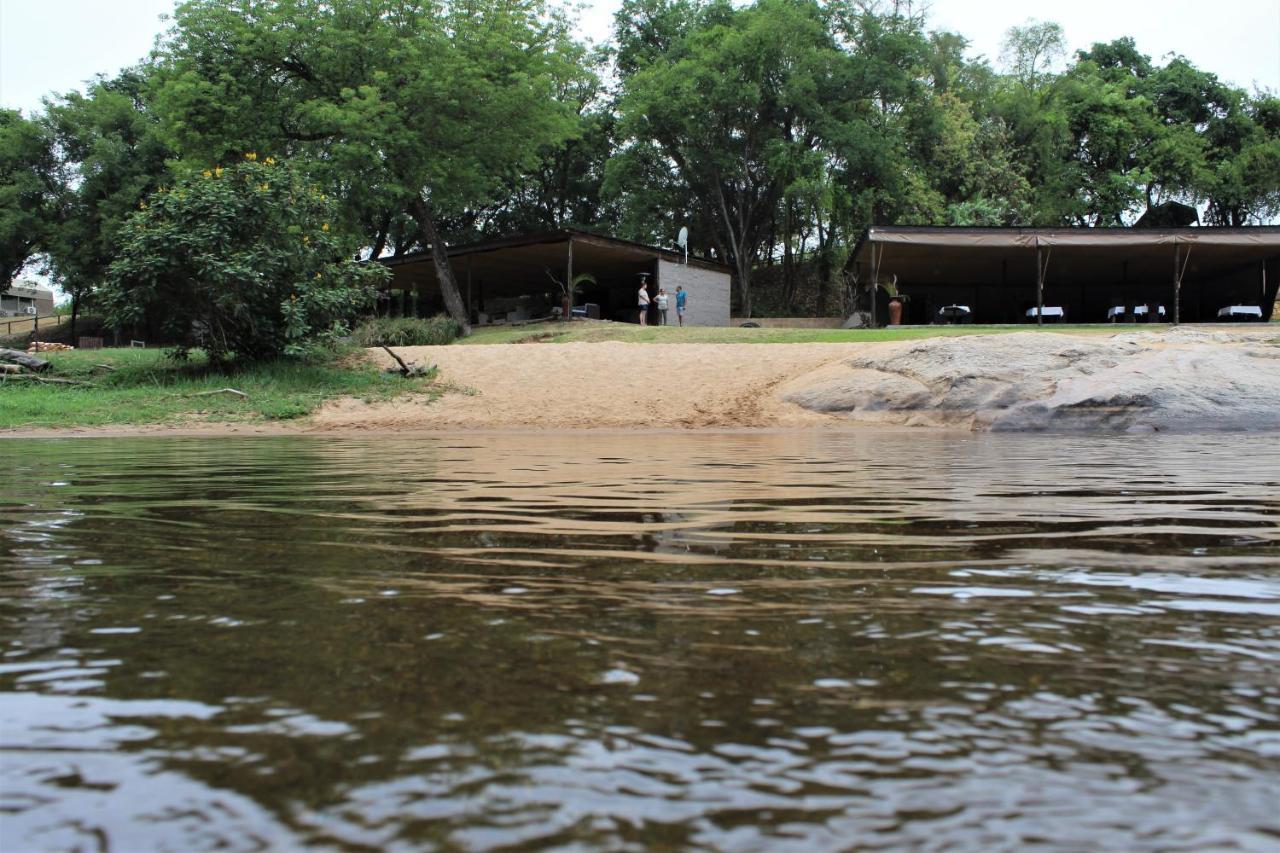Lions Rock Rapids - Luxury Tented Camp Хейзивю Екстериор снимка